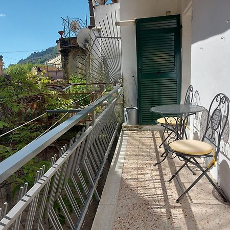 B&B Dei Doria & Suite Dolceacqua Eksteriør billede
